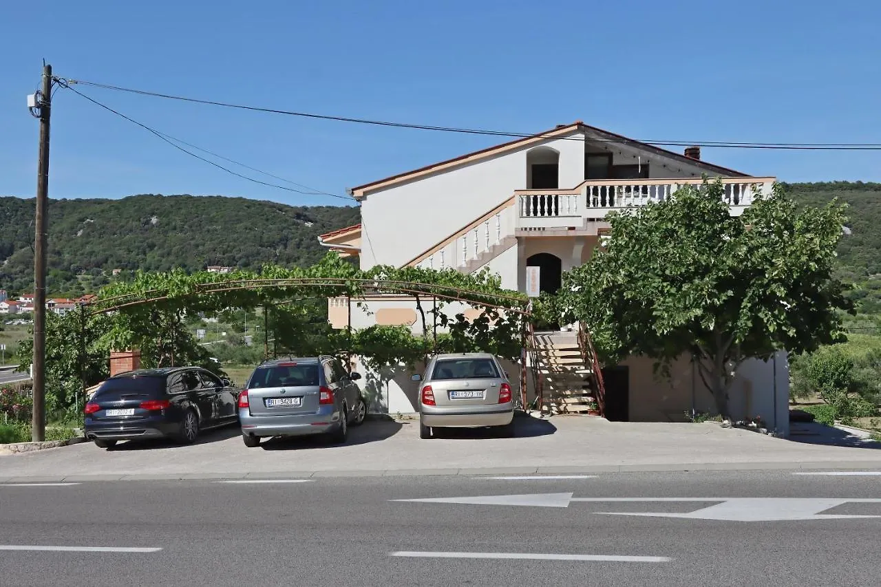 Apartments With A Parking Space Supetarska Draga - Donja, Rab - 4966